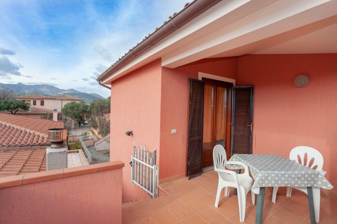 Appartamento Villino Bilo Centro San Teodoro  Esterno foto